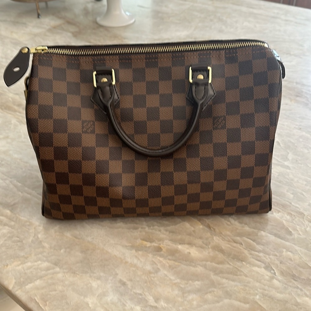 LOUIS VUITTON
Damier Ebene Speedy 30